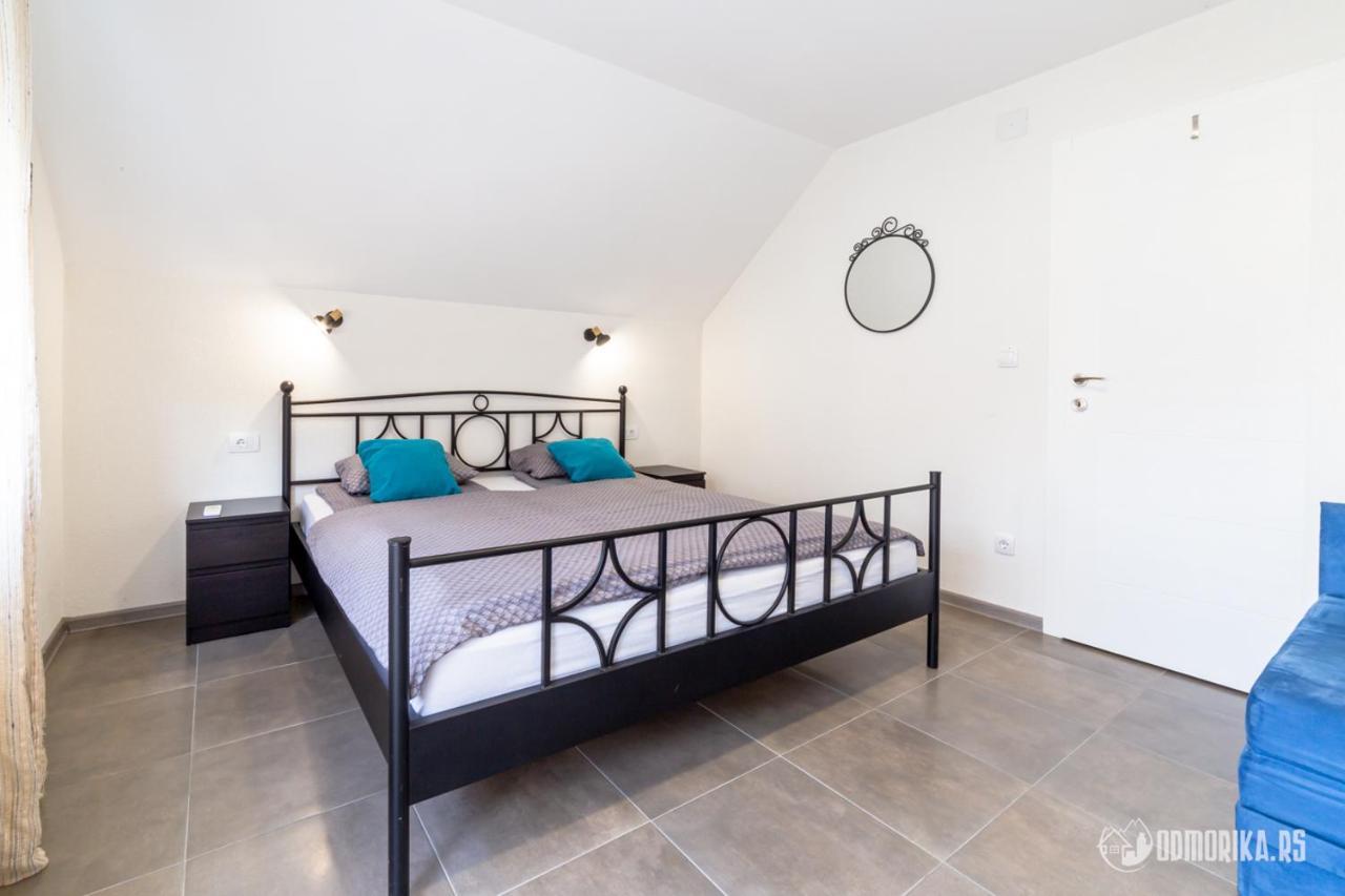 Mak Basta Apartment *
